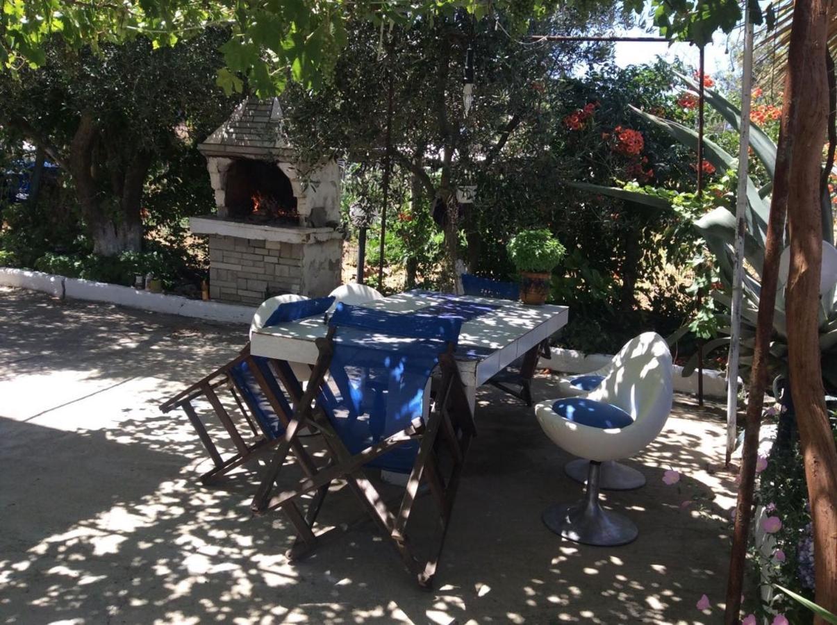 Ikidiki Beach Villa Ierissos Exterior photo
