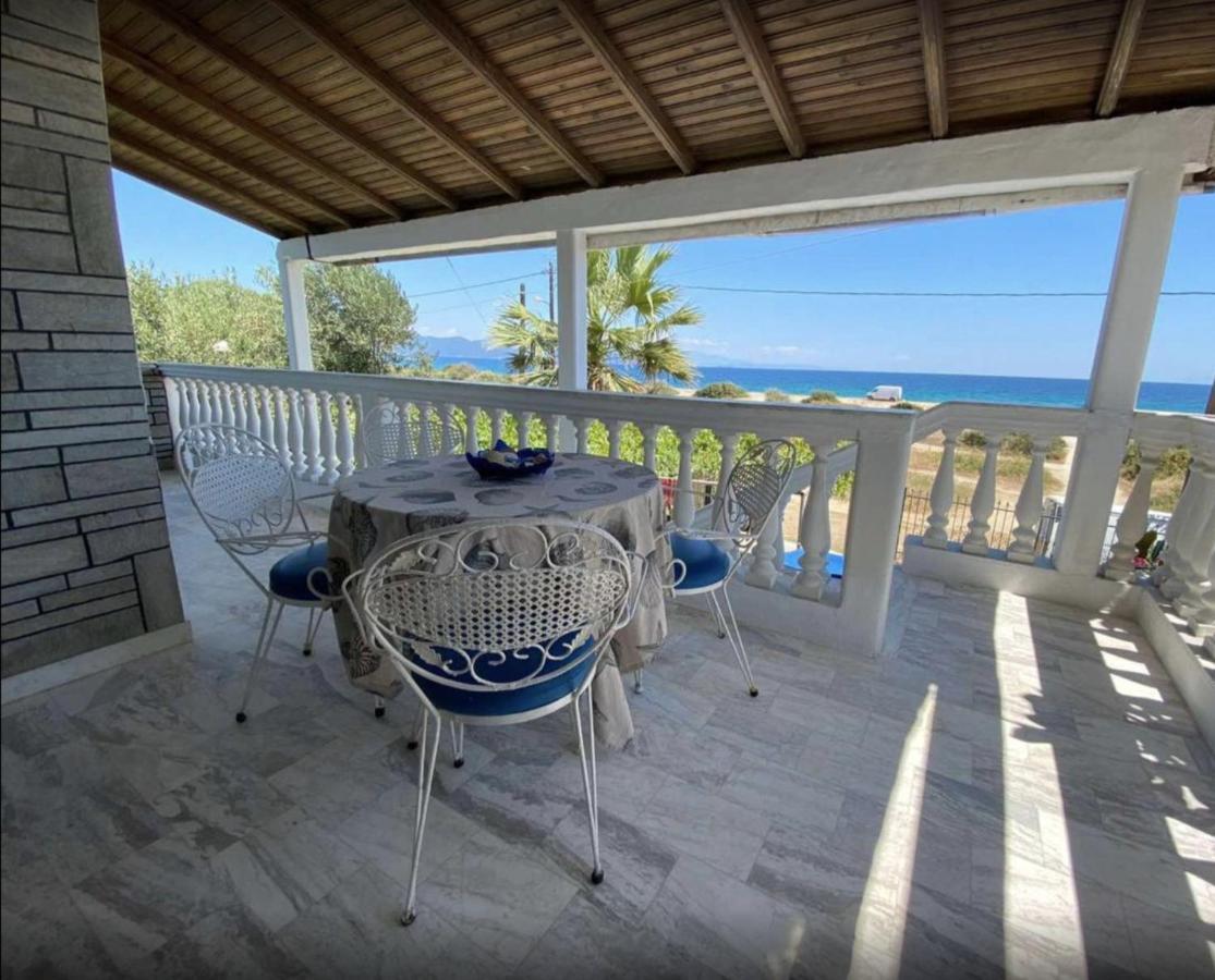 Ikidiki Beach Villa Ierissos Exterior photo